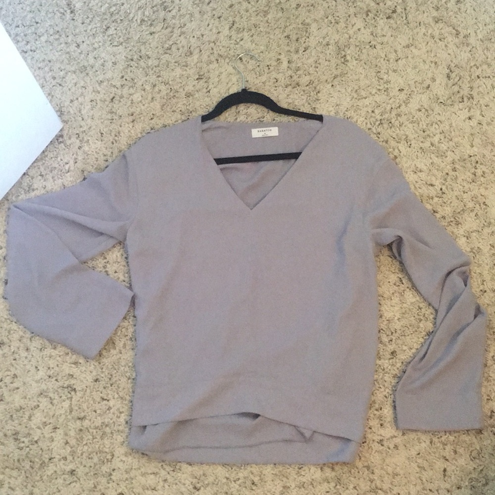 Aritzia Babaton long sleeve blouse size M